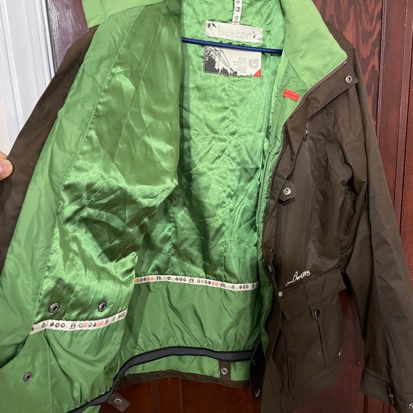Unisex Burton jacket size large. - Picture 5 of 13